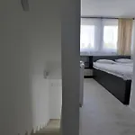 Oliver 1 Apartament